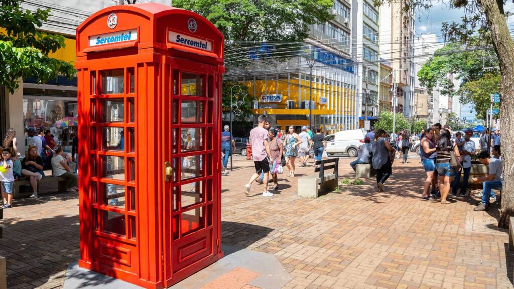 Londrina: A Pequena Londres do Paraná e a Evolução de Seu Potencial Econômico Londrina: A Pequena Londres do Paraná e a Evolução de Seu Potencial Econômico