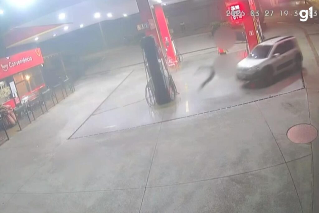 Morador é atropelado após solicitar remoção de carro bloqueando garagem em Londrina Morador é atropelado após solicitar remoção de carro bloqueando garagem em Londrina