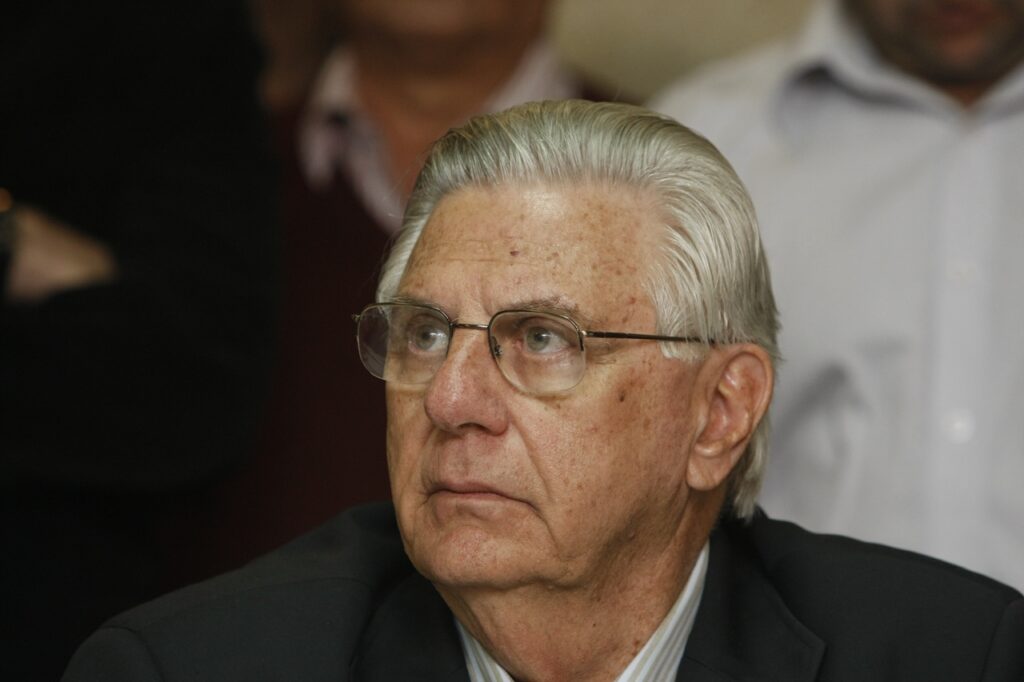 Waldyr Pugliesi, Ex-Deputado Paranaense, Falece aos 90 Anos Waldyr Pugliesi, Ex-Deputado Paranaense, Falece aos 90 Anos