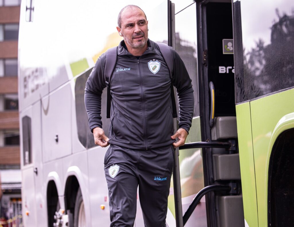 Allan Aal Fala Sobre Desafios no Londrina e Confiança no Elenco Allan Aal Fala Sobre Desafios no Londrina e Confiança no Elenco