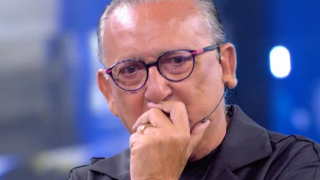 Galvão Bueno Define Retorno ao SBT Após Cirurgias: Expectativa para a Copa 2026 Galvão Bueno Define Retorno ao SBT Após Cirurgias: Expectativa para a Copa 2026