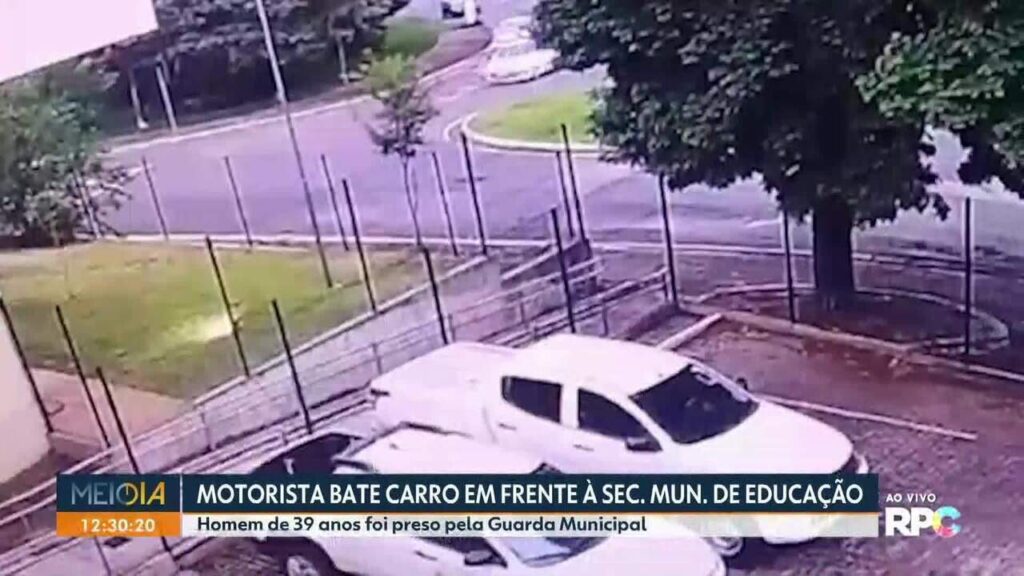 Motorista Detido Após Colisão em Rotatória Frente à Secretaria de Educação