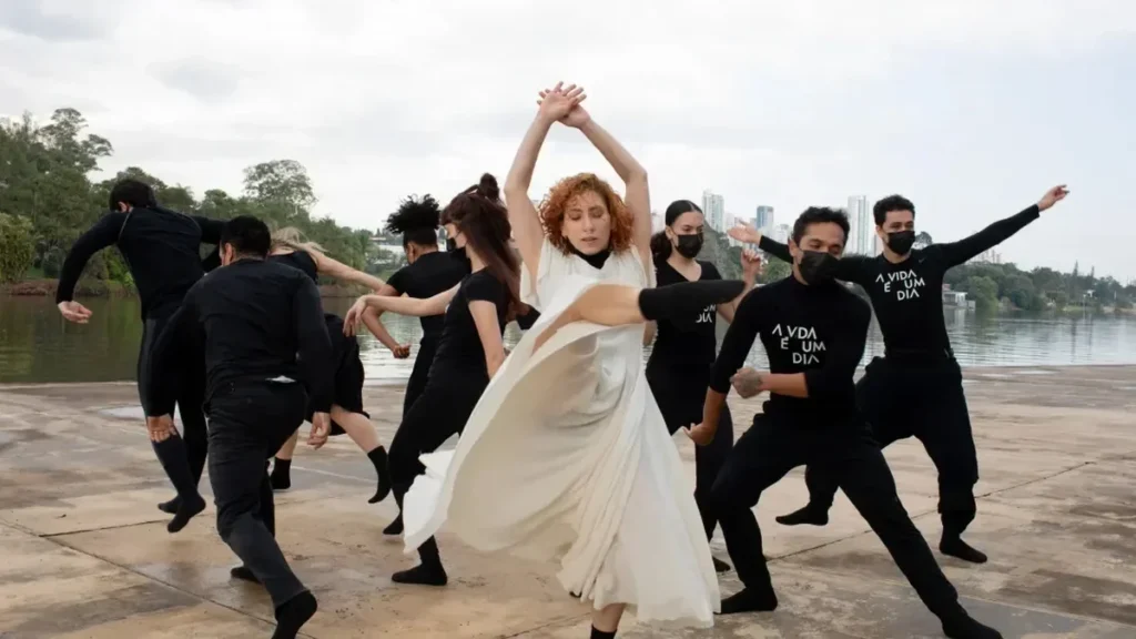 Espetáculo do Ballet de Londrina Reconta História da Cidade com Dança e Música Espetáculo do Ballet de Londrina Reconta História da Cidade com Dança e Música