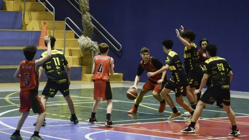 Cambé recebe mais de 700 atletas na fase macrorregional dos Jogos da Juventude do Paraná