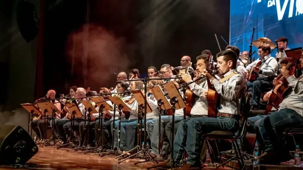 Orquestra Maringaense de Viola Caipira celebra 10 anos com espetáculo em Londrina