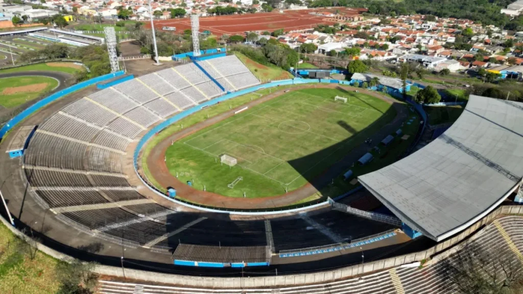 Estádio do Café celebra 50 anos com legado marcante em Londrina