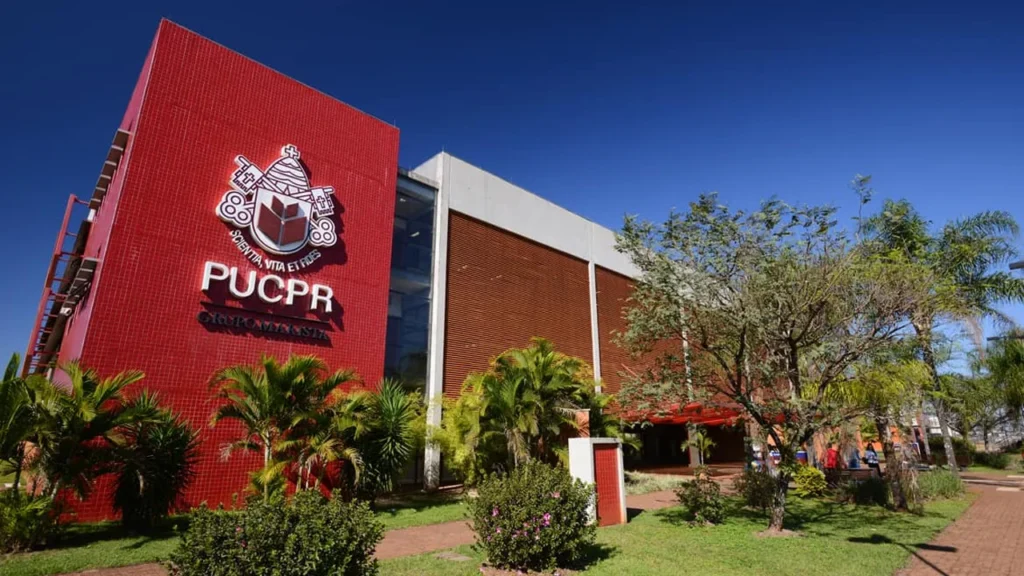 PUCPR Londrina amplia oferta com 7 novos cursos de graduação focados em tecnologia e inovação PUCPR Londrina amplia oferta com 7 novos cursos de graduação focados em tecnologia e inovação