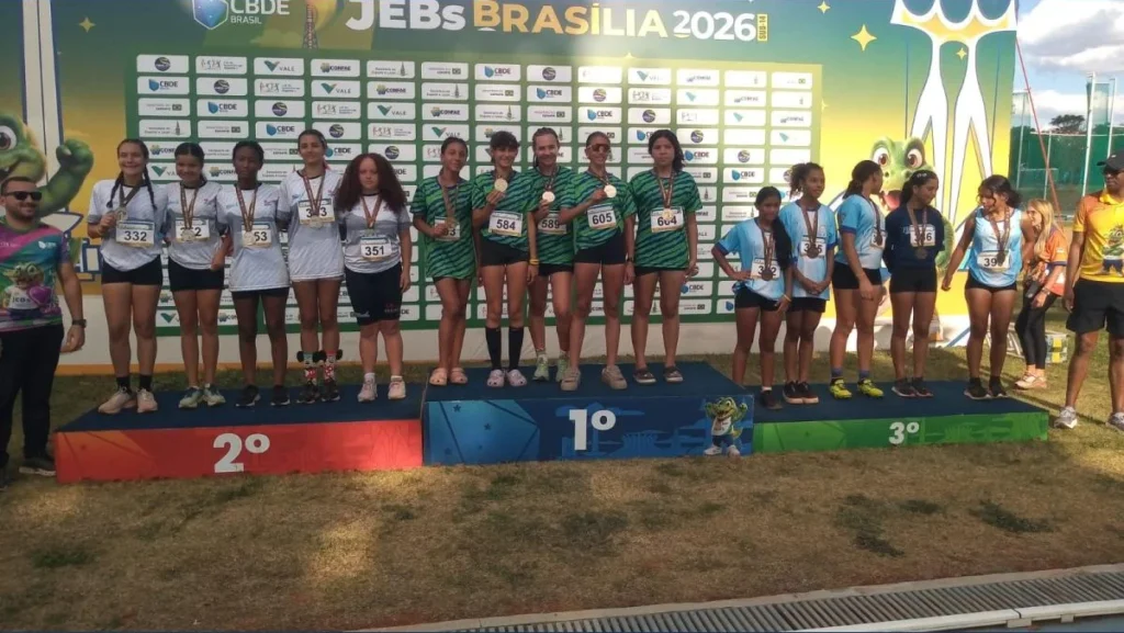 Atletas de Apucarana brilham nos Jogos Escolares Brasileiros com cinco medalhas Atletas de Apucarana brilham nos Jogos Escolares Brasileiros com cinco medalhas