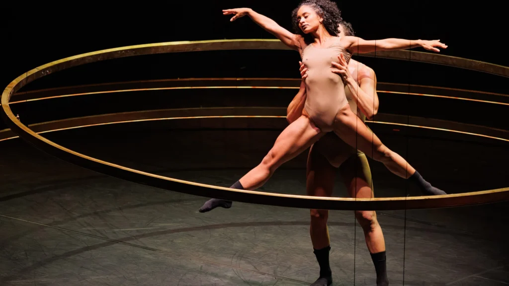 Balé Teatro Guaíra apresenta espetáculo gratuito em Maringá com dança e música clássica Balé Teatro Guaíra apresenta espetáculo gratuito em Maringá com dança e música clássica