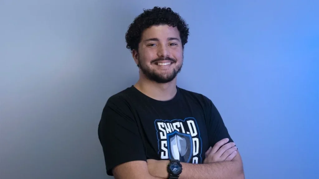 De jovem aprendiz a programador: a trajetória inspiradora em Maringá