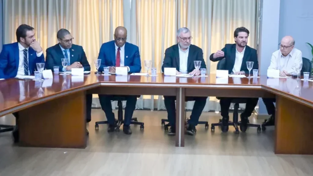 Diálogo Comercial entre Arapongas e Moçambique Abre Novas Oportunidades de Investimento