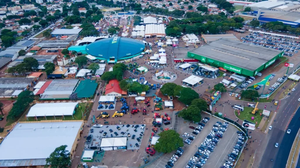 Festival Pé Vermelho com Entrada Gratuita no Parque de Exposições de Maringá