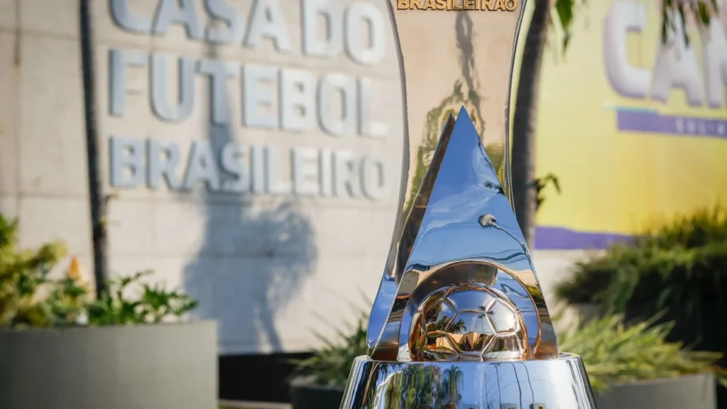 Maringá FC pode faturar até R$ 24 milhões com acesso à Série B