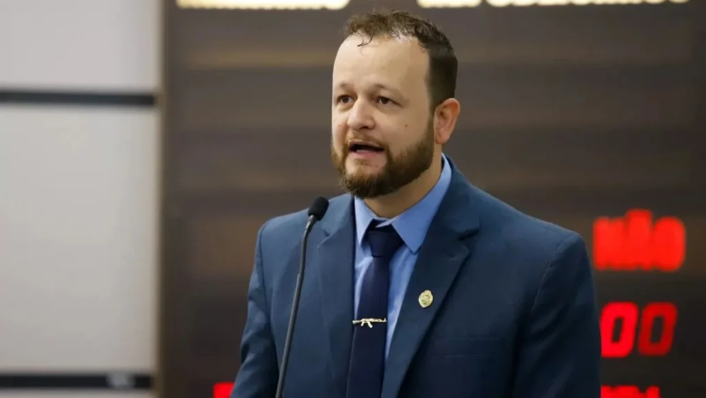 Paulo Biazon anuncia saída da Secretaria de Esportes e volta à Câmara de Maringá