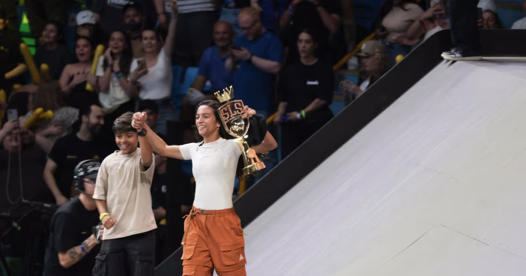 Rayssa Leal: A Fadinha que se Tornou Rainha do Skate aos 18 Anos Rayssa Leal: A Fadinha que se Tornou Rainha do Skate aos 18 Anos
