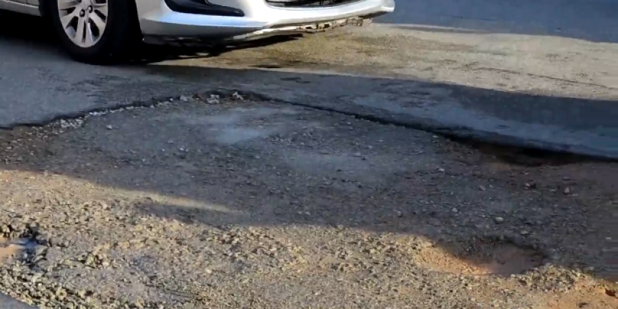 Buracos nas Ruas de São Luís Geram Riscos e Transtornos à Mobilidade Buracos nas Ruas de São Luís Geram Riscos e Transtornos à Mobilidade