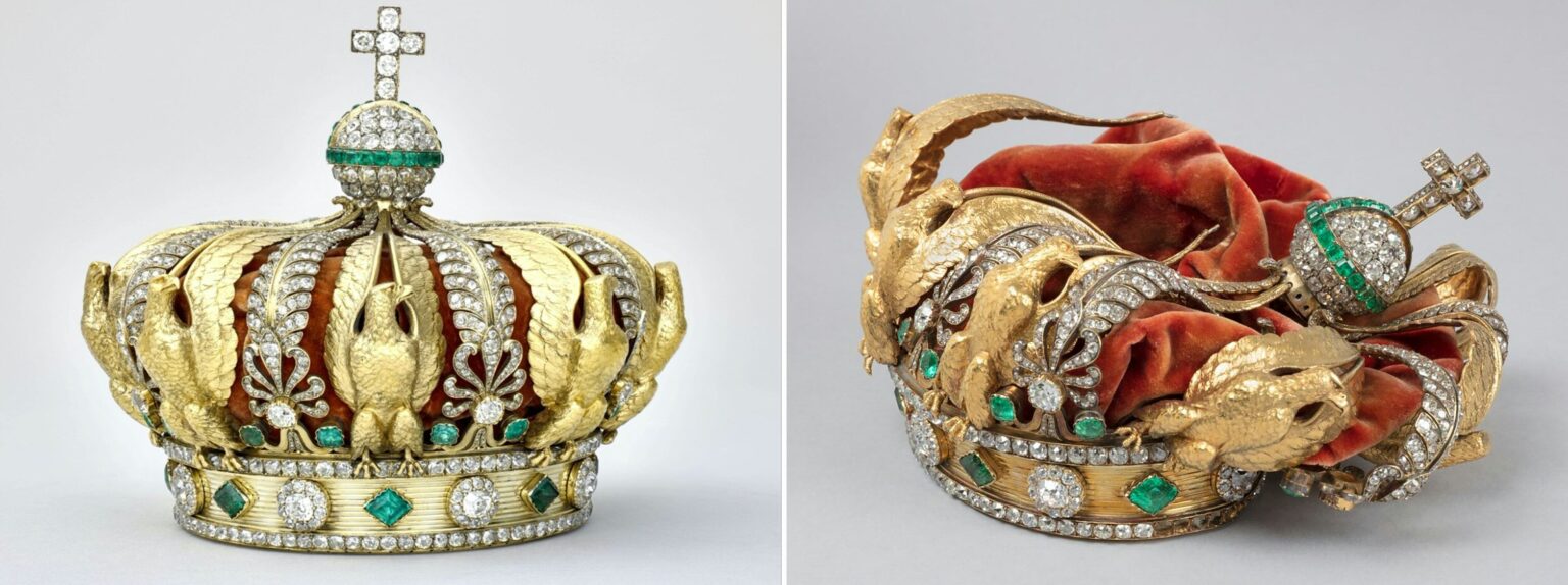 Coroa da Imperatriz Eugénie do Louvre Passará por Restauração Após Roubo Coroa da Imperatriz Eugénie do Louvre Passará por Restauração Após Roubo
