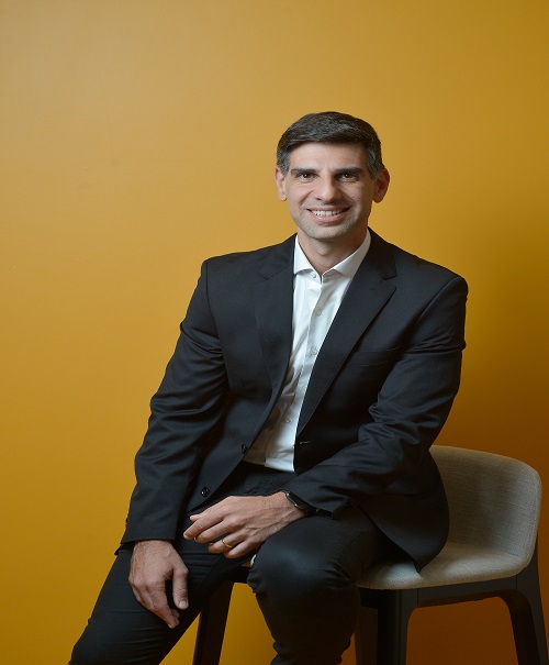 Empregabilidade como Política de Estado: A Nova Proposta da Índia e o Desafio do Brasil Empregabilidade como Política de Estado: A Nova Proposta da Índia e o Desafio do Brasil