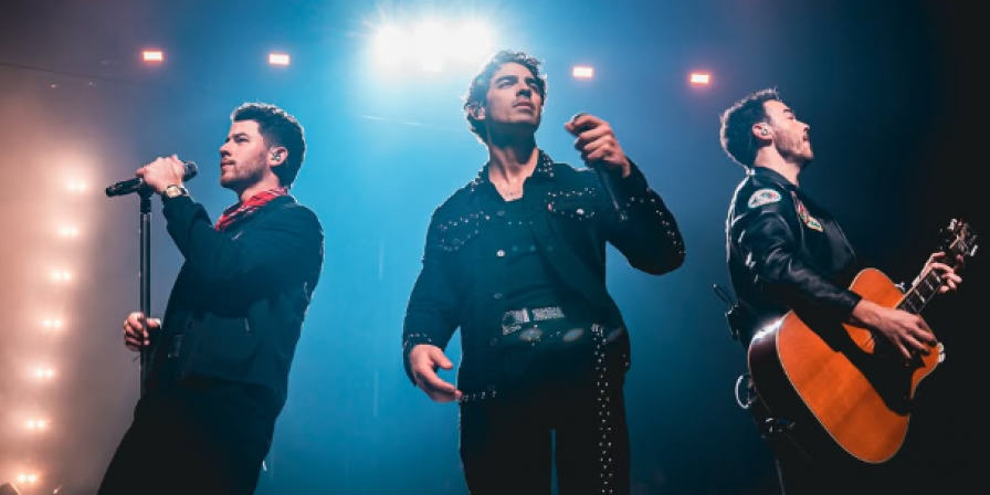 Jonas Brothers Confirmam Show em São Paulo na Turnê ‘Greetings From Your Hometown’ Jonas Brothers Confirmam Show em São Paulo na Turnê 'Greetings From Your Hometown'