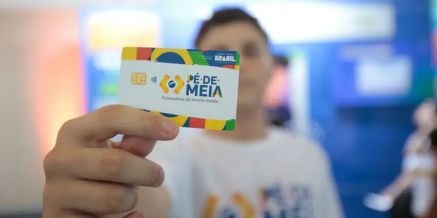 Pé-de-Meia: MEC Inicia Pagamento de Incentivos para Conclusão do Ensino Médio e Enem Pé-de-Meia: MEC Inicia Pagamento de Incentivos para Conclusão do Ensino Médio e Enem