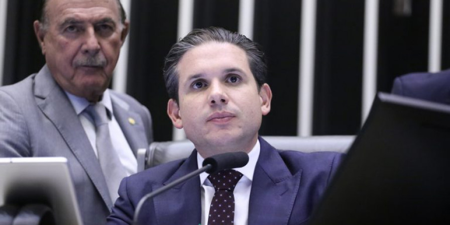 Câmara dos Deputados Debate Impactos da Redução da Jornada de Trabalho Câmara dos Deputados Debate Impactos da Redução da Jornada de Trabalho