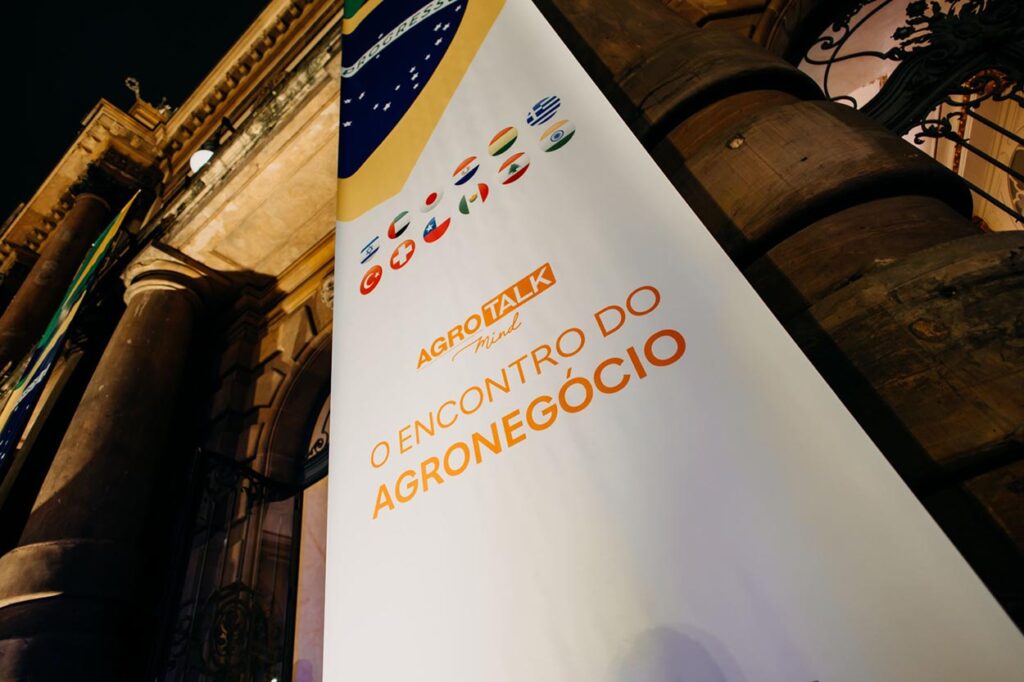 Debate no Theatro Municipal de São Paulo Revela Novos Rumos para o Agronegócio Brasileiro Debate no Theatro Municipal de São Paulo Revela Novos Rumos para o Agronegócio Brasileiro