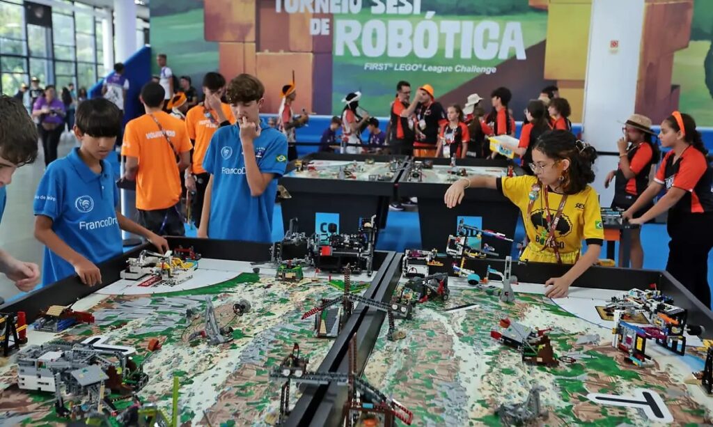 Festival SESI de Educação: Brasil Seleciona Times para Campeonato Mundial de Robótica Festival SESI de Educação: Brasil Seleciona Times para Campeonato Mundial de Robótica