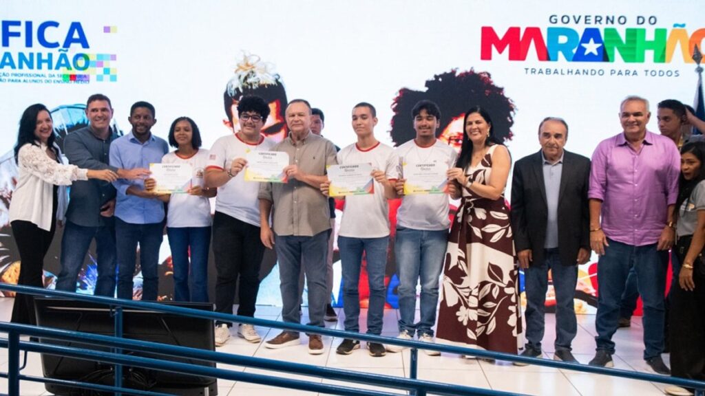 Seduc Certifica 375 Estudantes em Imperatriz pelo Programa Qualifica Maranhão Seduc Certifica 375 Estudantes em Imperatriz pelo Programa Qualifica Maranhão