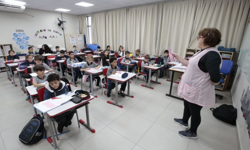 Concurso Público da Educação em Joinville: Inscrições Abertas para Vagas em Diversos Níveis Concurso Público da Educação em Joinville: Inscrições Abertas para Vagas em Diversos Níveis