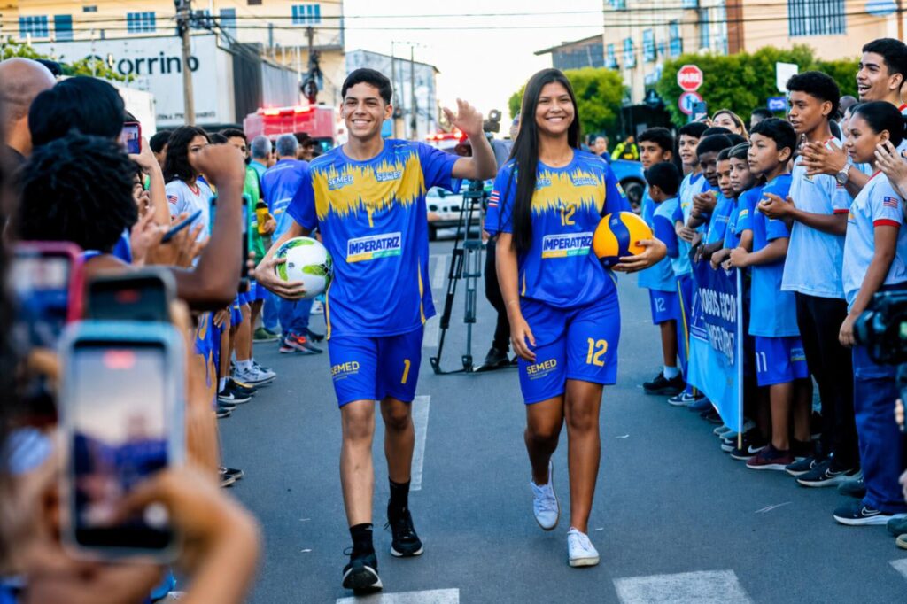Imperatriz Entrega 5 Mil Uniformes para Jogos Escolares 2026 Imperatriz Entrega 5 Mil Uniformes para Jogos Escolares 2026