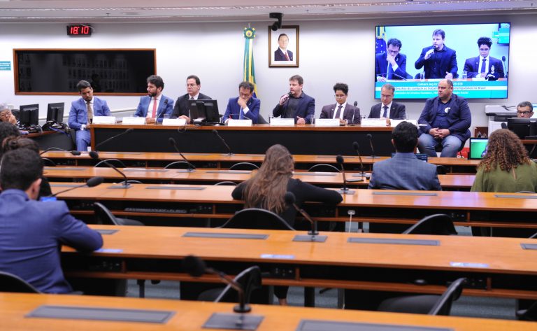 Interferência Política na Lista Suja do Trabalho Escravo: Denúncias de Especialistas Interferência Política na Lista Suja do Trabalho Escravo: Denúncias de Especialistas