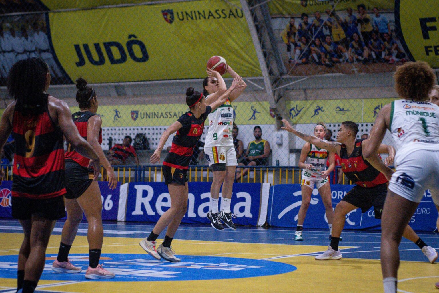 Sampaio Basquete Brilha e Mantém Invencibilidade na LBF Sampaio Basquete Brilha e Mantém Invencibilidade na LBF