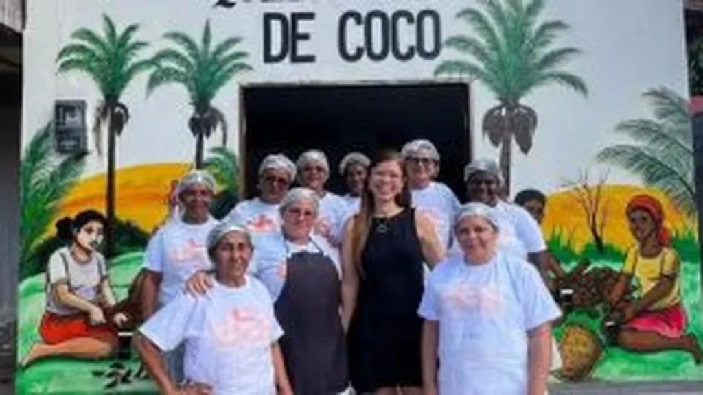 Como a tecnologia impulsiona a renda das quebradeiras de coco no Maranhão