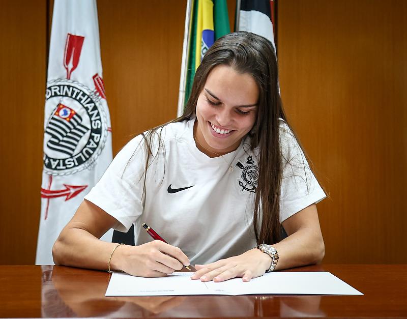 Ana Vitória Retorna ao Corinthians: Reforço de Peso para a Temporada 2026 Ana Vitória Retorna ao Corinthians: Reforço de Peso para a Temporada 2026