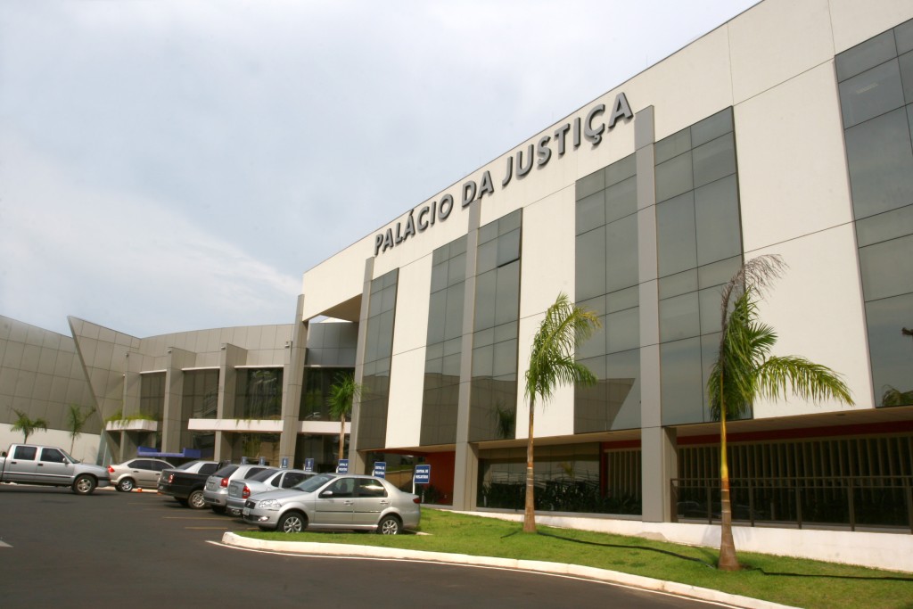 Como a Tecnologia Está Transformando o Acesso à Justiça em Mato Grosso Como a Tecnologia Está Transformando o Acesso à Justiça em Mato Grosso