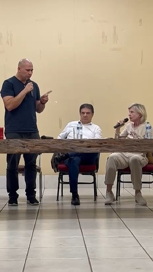 Conflito entre Abilio e Buzetti destaca reunião sobre impostos em Cuiabá Conflito entre Abilio e Buzetti destaca reunião sobre impostos em Cuiabá