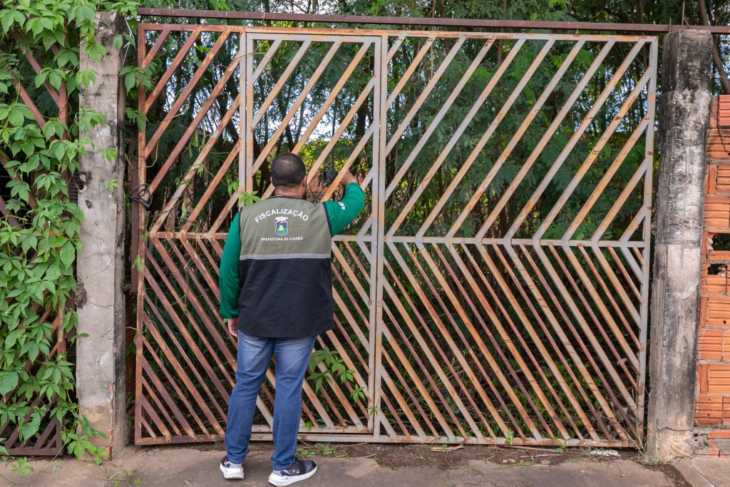 Cuiabá Intensifica Fiscalizações com Mais de 6,5 Mil Ações Contra Terrenos Abandonados e Lixo Irregular Cuiabá Intensifica Fiscalizações com Mais de 6,5 Mil Ações Contra Terrenos Abandonados e Lixo Irregu