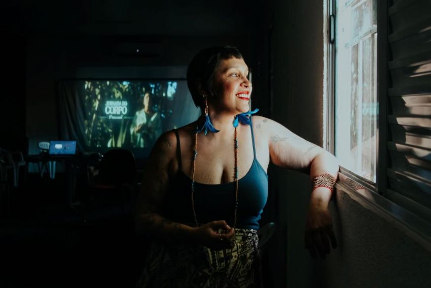 Exposição Revela Imagens e Criações Literárias de Mulheres que Desafiam o Preconceito Exposição Revela Imagens e Criações Literárias de Mulheres que Desafiam o Preconceito