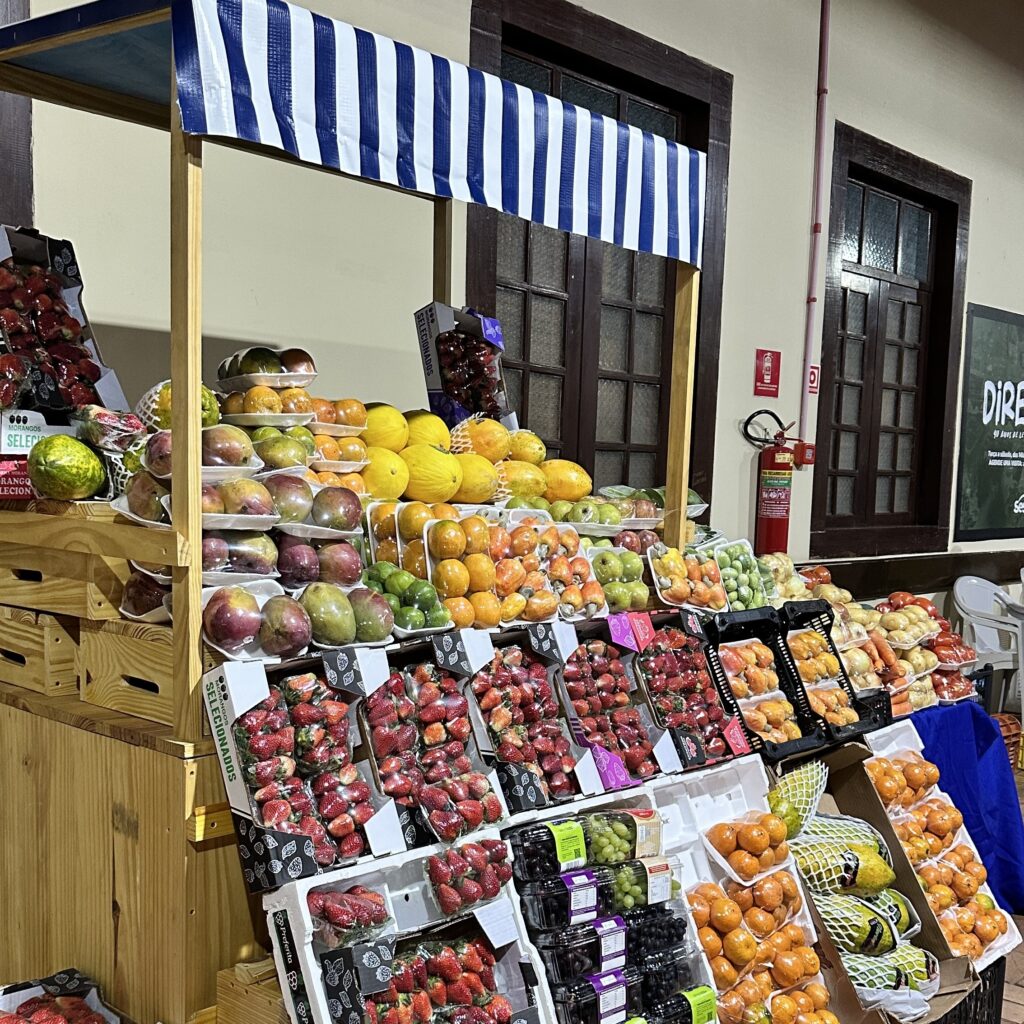 Feira do Arsenal em Cuiabá: Retorno Promissor com Produtos Locais Feira do Arsenal em Cuiabá: Retorno Promissor com Produtos Locais