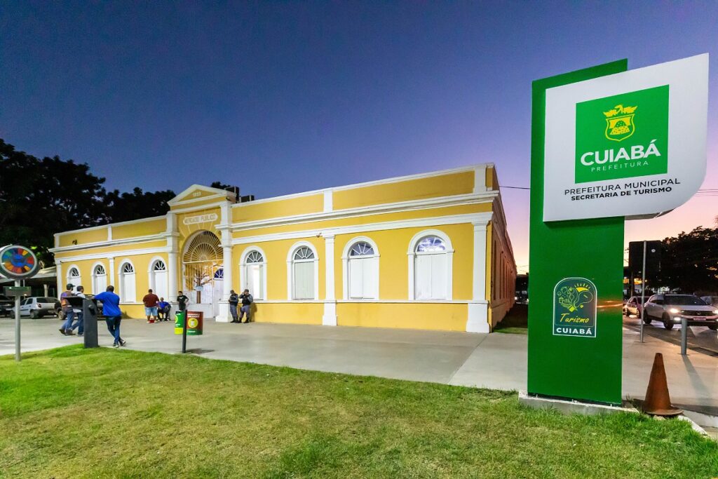 Luau 'Ondas Eternas' Reúne 5 Mil Jovens na Orla do Porto neste Domingo