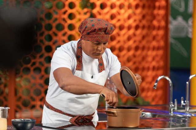 Merendeiro Indígena de MT Representa Cultura Alimentar em Reality Show Nacional Merendeiro Indígena de MT Representa Cultura Alimentar em Reality Show Nacional