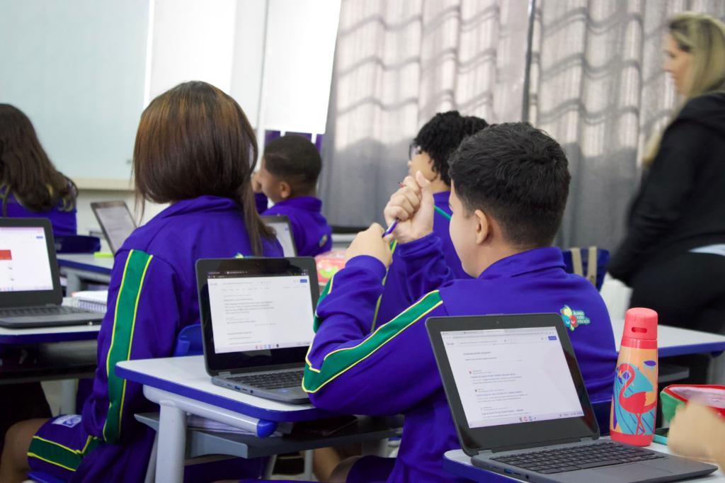Parceria Inédita entre Seduc e Sicredi Potencializa Educação Financeira nas Escolas Parceria Inédita entre Seduc e Sicredi Potencializa Educação Financeira nas Escolas