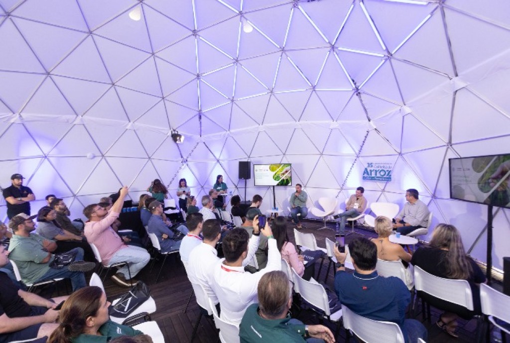 Tecnologia e Inovação Marcam Debate na 36ª Abertura da Colheita do Arroz no RS Tecnologia e Inovação Marcam Debate na 36ª Abertura da Colheita do Arroz no RS