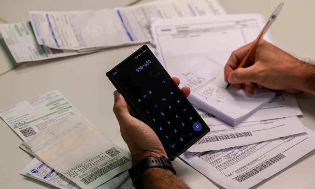 Alerta Financeiro: 1,5 Milhão de Mato-Grossenses Enfrentam Restrições de Crédito em Janeiro Alerta Financeiro: 1,5 Milhão de Mato-Grossenses Enfrentam Restrições de Crédito em Janeiro