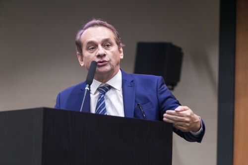 Assembleia Legislativa de Mato Grosso Instala CPI para Investigar Corrupção na Saúde Assembleia Legislativa de Mato Grosso Instala CPI para Investigar Corrupção na Saúde