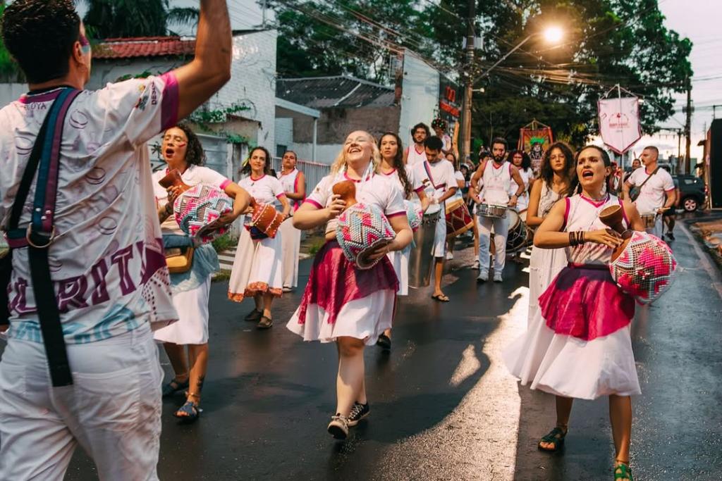 Carnaval em Cuiabá: Diversão e Cultura nas Ruas da Capital Carnaval em Cuiabá: Diversão e Cultura nas Ruas da Capital