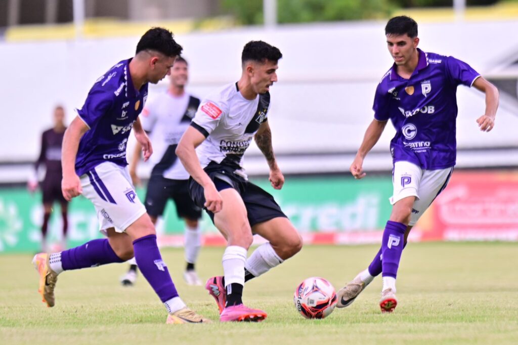 Mixto Goleia e Segue na Liderança do Campeonato Mato-Grossense 2026 Mixto Goleia e Segue na Liderança do Campeonato Mato-Grossense 2026