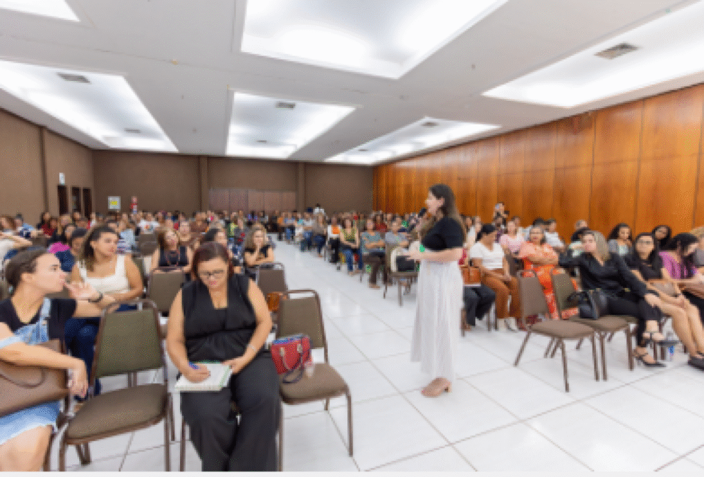 Educação Inclusiva: Formação de Professores em Cuiabá Promove Acolhimento a Estudantes com Autismo Educação Inclusiva: Formação de Professores em Cuiabá Promove Acolhimento a Estudantes com Autismo