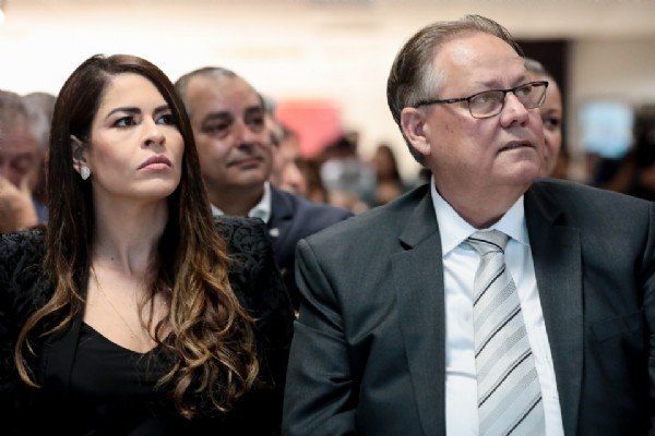 Kelluby de Oliveira: Nova Esperança para a Saúde em Cuiabá Kelluby de Oliveira: Nova Esperança para a Saúde em Cuiabá