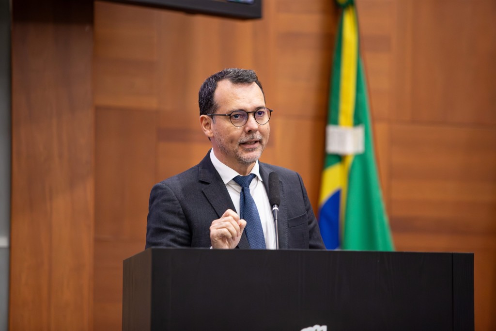 Lúdio Cabral Solicita Investigação do MP sobre Desmonte do Samu em MT Lúdio Cabral Solicita Investigação do MP sobre Desmonte do Samu em MT